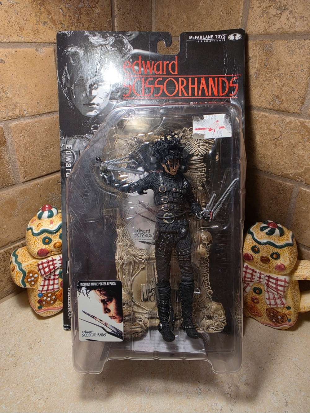 Edward Scissorhands Collectible Action Figure - Black - McFarlane Toys